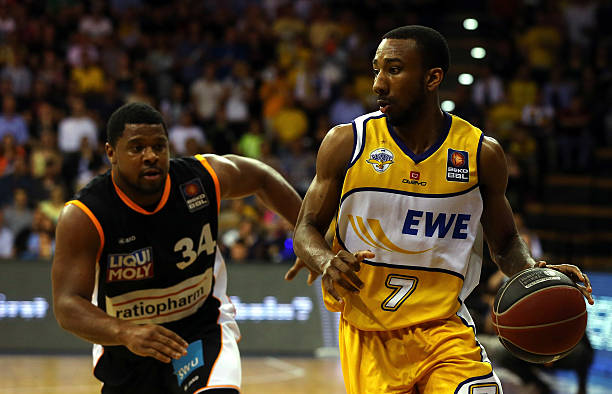 奔袭帮助巴 奔袭帮助巴